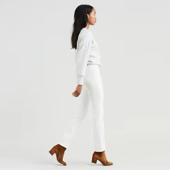 LEVI'S 712 Mid Rise Slim Through Hip‎ and Thigh Jeans in White Wash - Picture 2 of 9